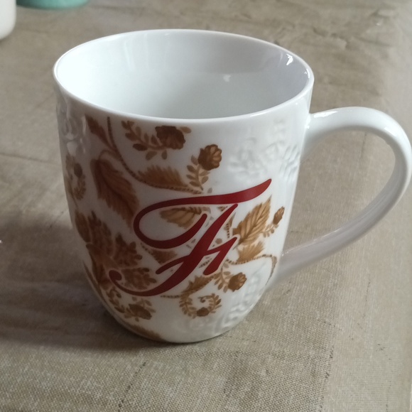 🆕Pier 1 Imports Signature Letter "F" Initial Coffee Mug - Picture 2 of 9